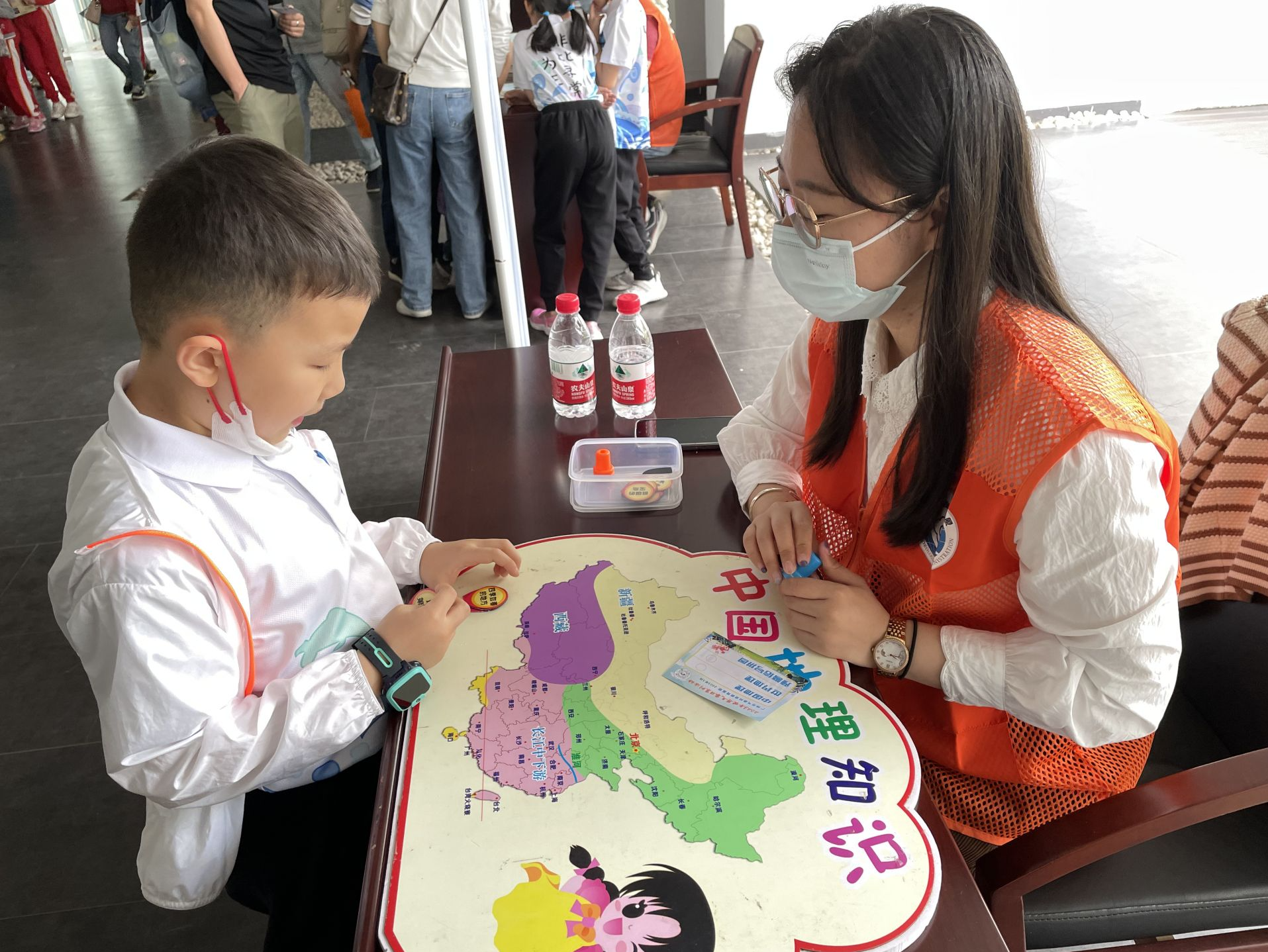 广州市气象局举办世界气象日开放活动