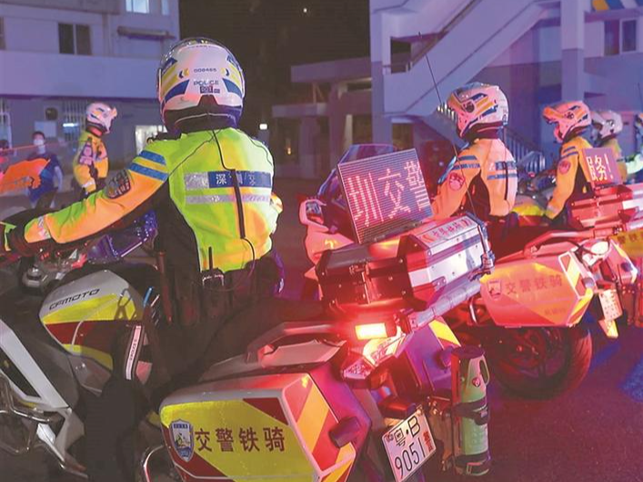 深圳交警开展公路交通安全春季守护行动