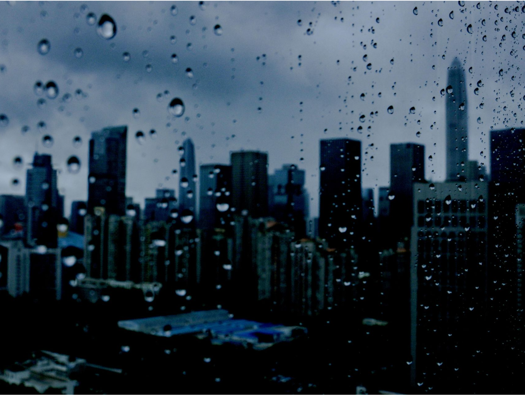 深圳有序做好雷雨大风防御工作，城市整体运行平稳