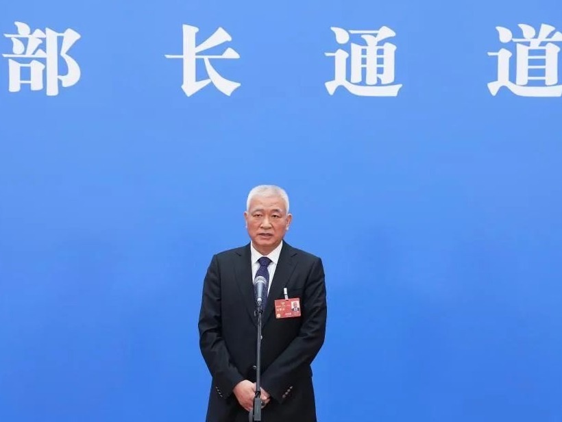 直面基础研究难点、用梅西解释ChatGPT……科技部部长王志刚回应热点