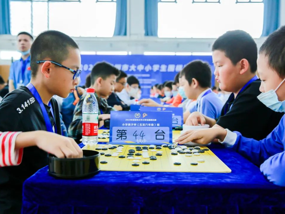 落子定乾坤！南山娃连续17年捧回深圳中小学围棋比赛团体冠军