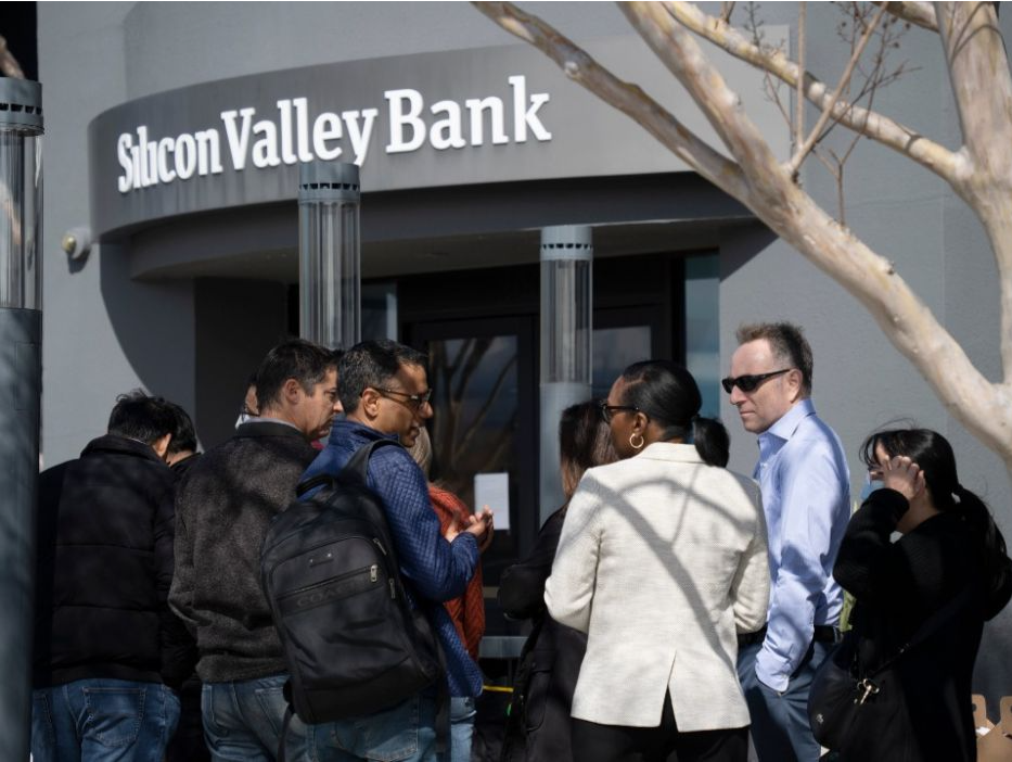 硅谷银行破产：纾困措施存争议，又成美国两党政治分歧新焦点