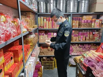 光明马田市场监管所组织开展清明祭祀用品专项检查行动