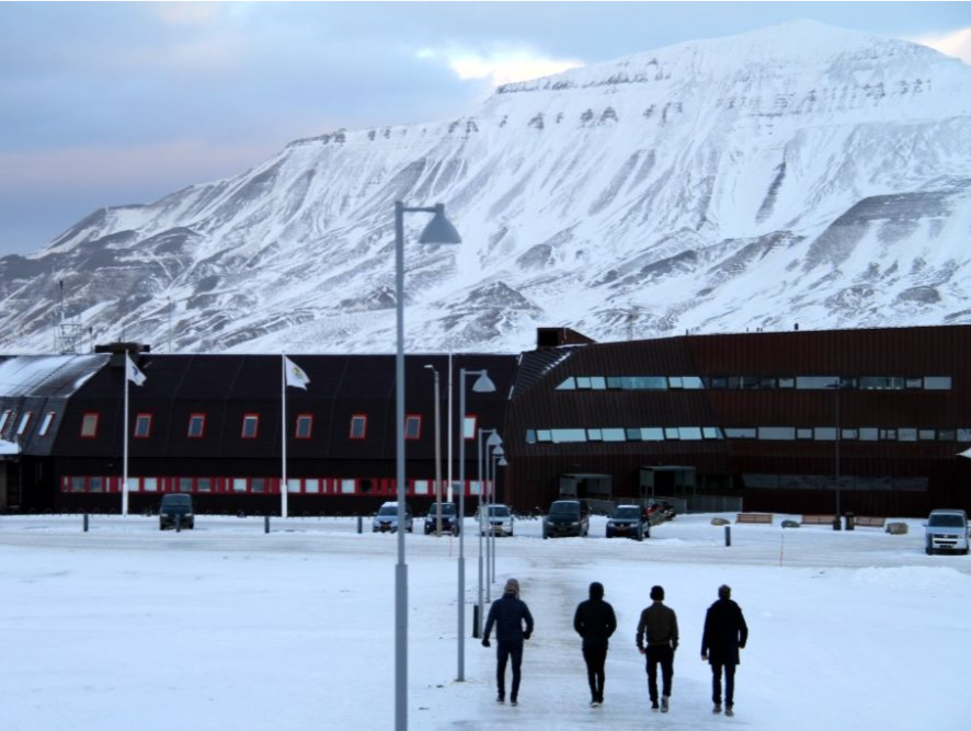 保存“冰的记忆” 研究人员将钻探北极冰层取样
