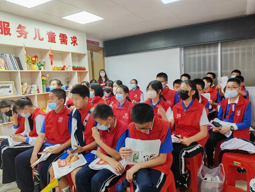 “以老带新”加速青年志愿者成长脚步，红荔社区开展志愿者基础知识培训