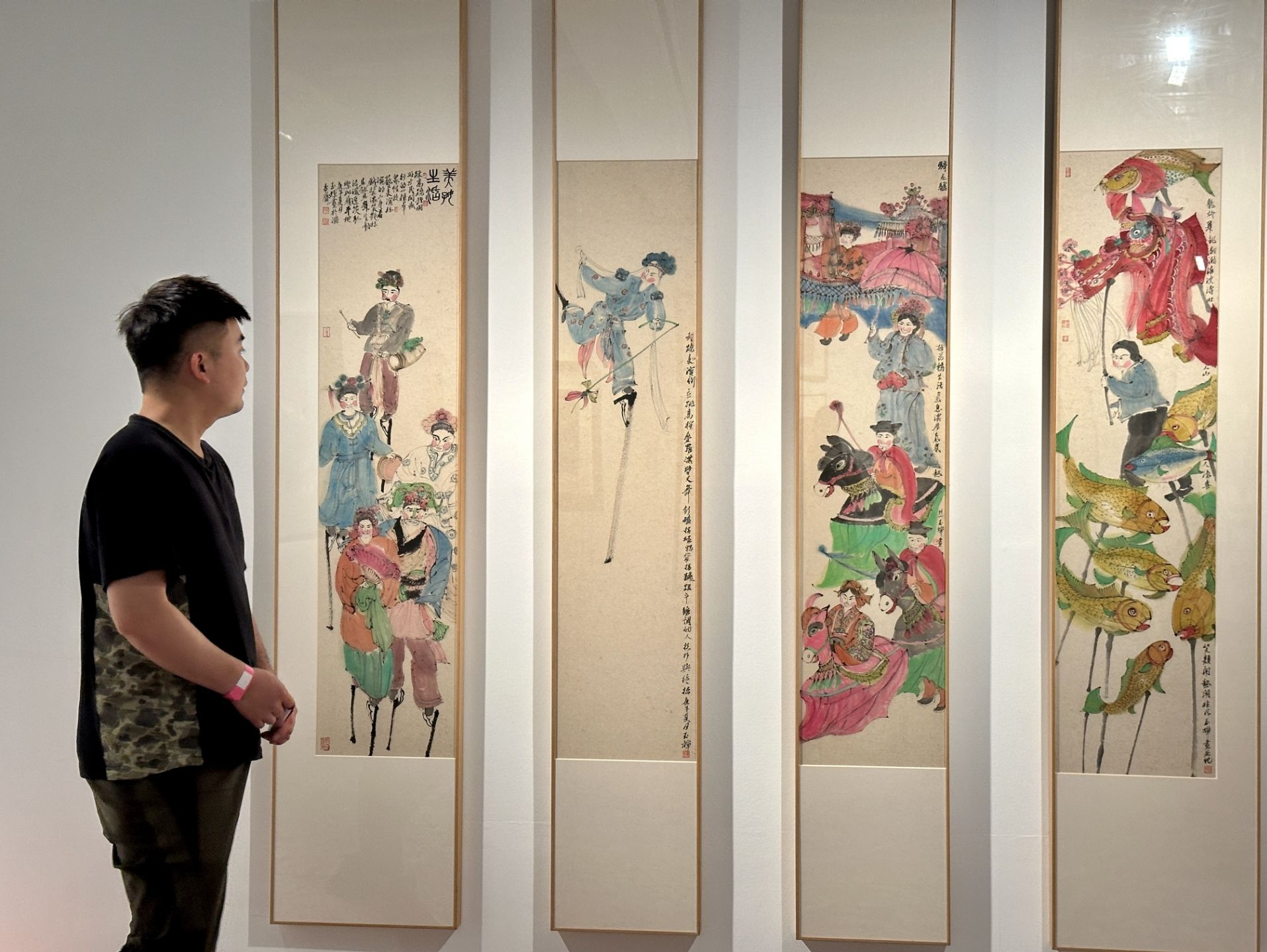 2023·春华秋实“隐于斯”艺术展构建都市“桃花源”