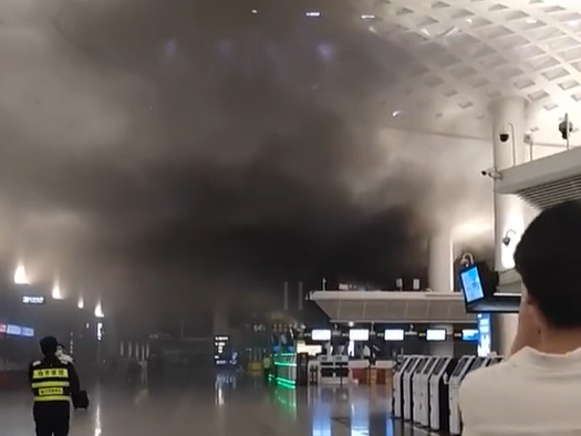 杭州萧山机场凌晨通报“航站楼浓烟”：没有人员受困受伤，运行未受影响
