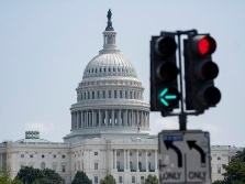美众议院投票决定阻止华盛顿特区警察改革法案