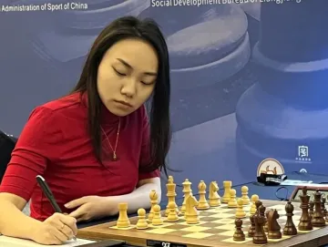 重庆妹子雷挺婕将挑战现任“世界棋后”：5岁半时的梦想，如今一步之遥