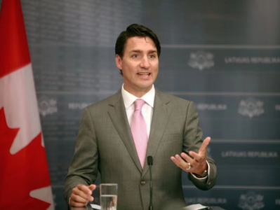 加拿大总理特鲁多度假旅行引争议