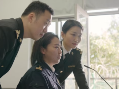 致敬最美劳动者 | MV 和光同尘