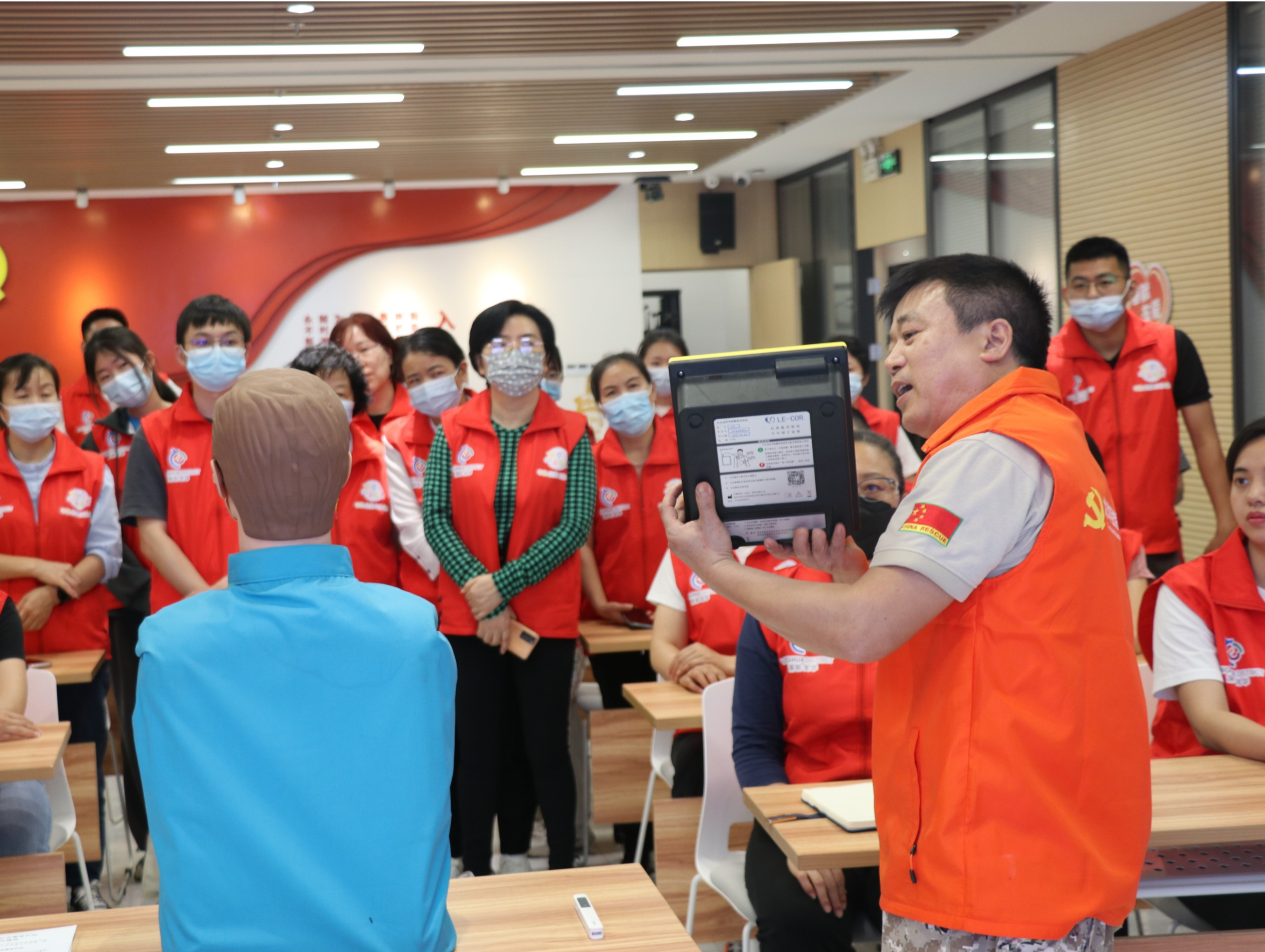 “平安龙华”在行动 应急救护志愿者培训开启