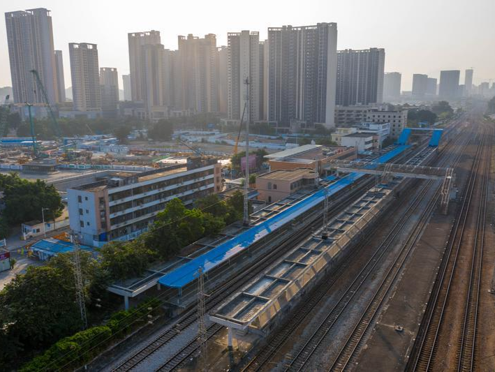 中老铁路老挝段单日客货运量双破万