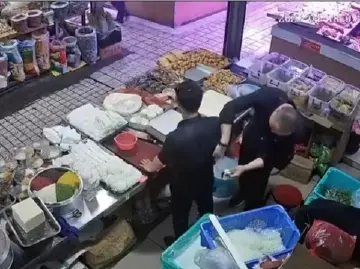 迷药？点穴？低血糖？柳州男子被贴膏药后倒地 官方深夜通报