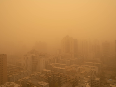 沙尘暴蓝色预警：北京上海内蒙古等十余省区市有扬沙或浮尘