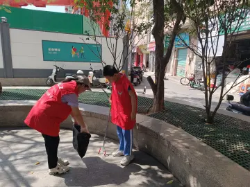 大小牵小手，石岩罗租社区开展“世界地球日”环保活动