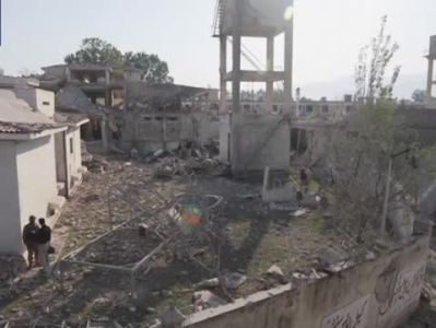 巴基斯坦一警察局内发生爆炸 已致17人死亡 至少70人受伤