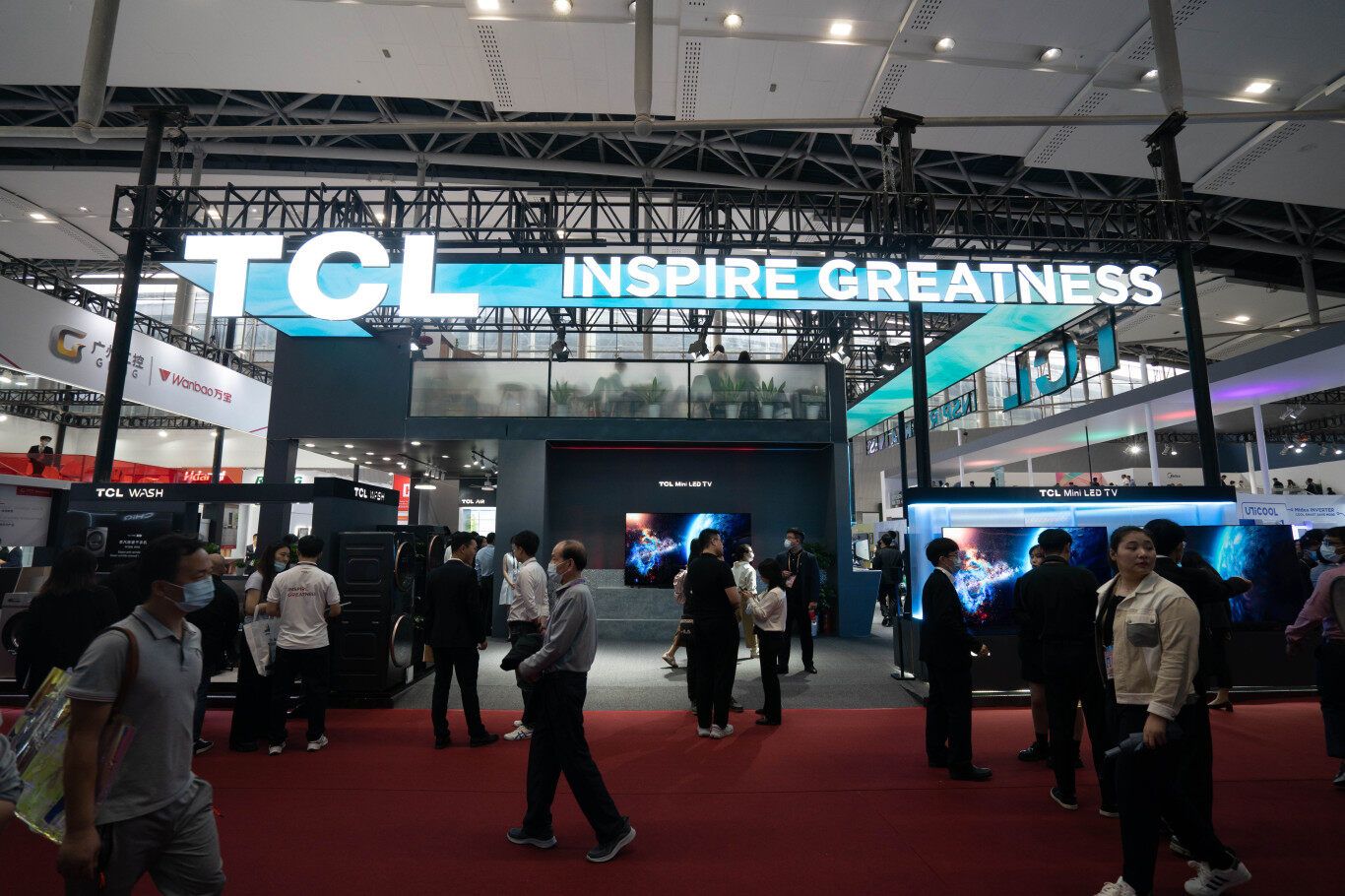 TCL实业携全屋智能家电产品亮相。