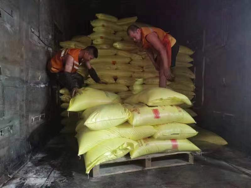 广铁今年已运输30万吨春耕物资到达田间地头