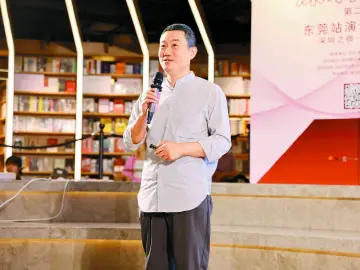 聚光灯241期②｜“深圳之夜”故事演讲者阎焰：从“历史”走向“历史”