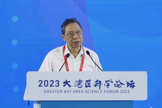 钟南山：能覆盖XBB变异株的疫苗很快面世
