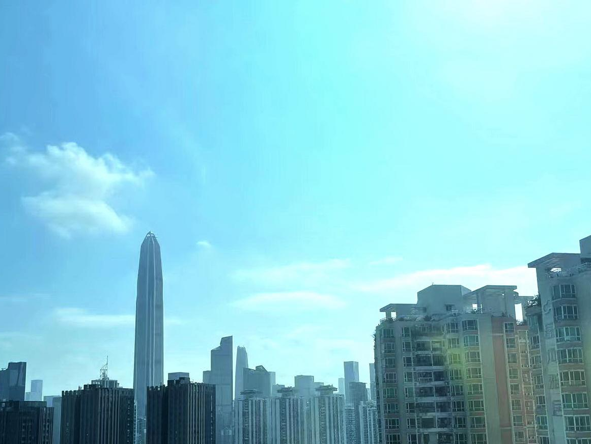 阳光给力，深圳蓝上线！气温蹭蹭地往上蹿！深圳漫长的夏季要开始了？