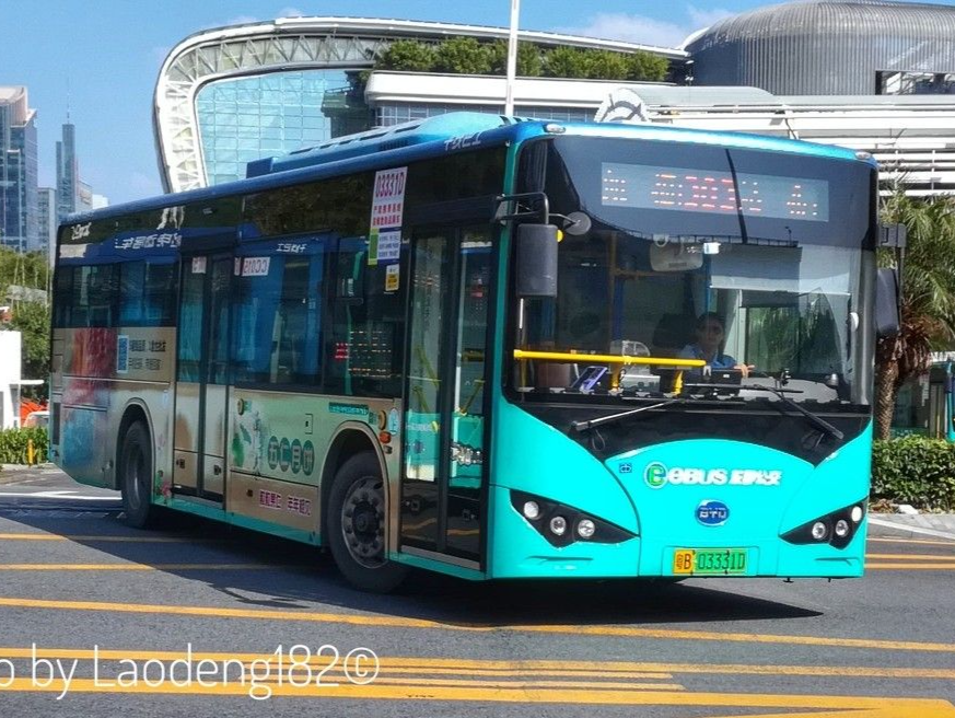 深圳乘公交规则拟修订，一成人或可免费带三名儿童上车→
