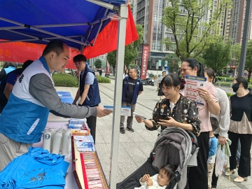 光明街道：禁毒宣传进广场，全民携手筑防线