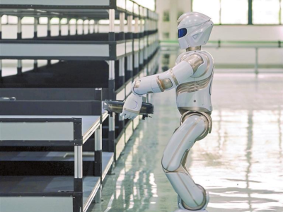 有点东西！深圳这家科技公司实现机器人“操控”机器人