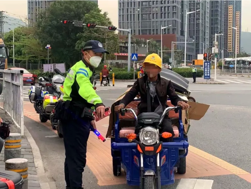 深圳交警宣布严查无号牌电动自行车上路行驶