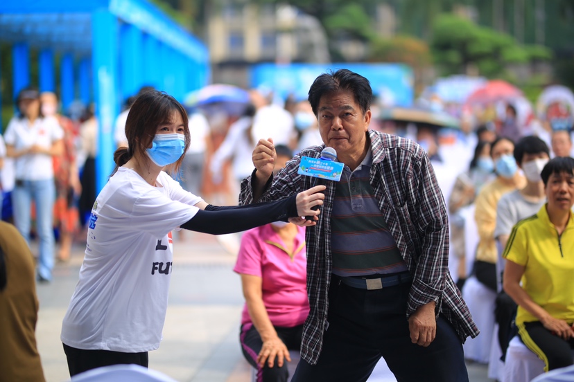 “鹿小福”来啦 福田区举行防治碘缺乏病主题宣传活动