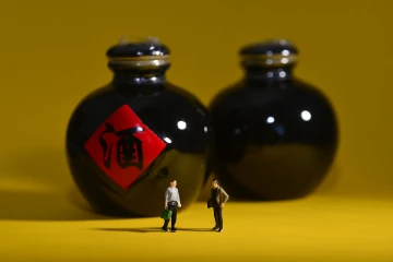 “白酒+新能源”能否酿出新增长？