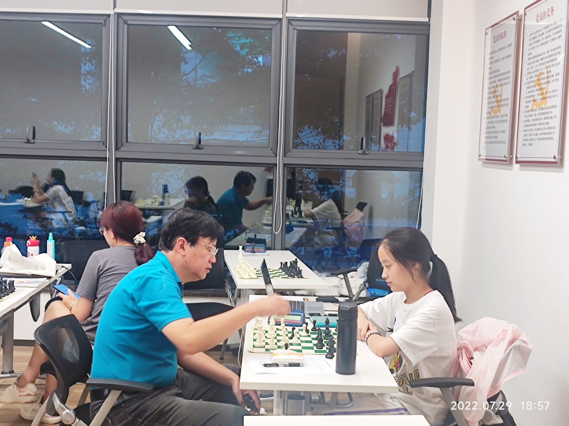 从温州看深圳——写在丁立人加冕“世界棋王”之际