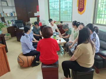 公明街道开展严禁高空抛物专项宣传