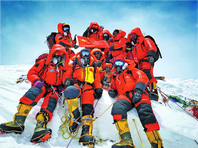 新闻日历｜5月27日 3年前的今天 中国珠峰测量登山队成功登顶