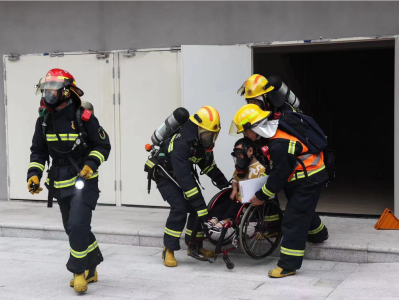 全国首支！深圳残疾人消防志愿服务支队授旗成立