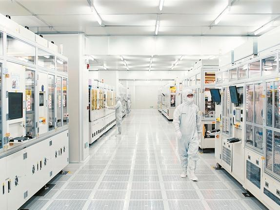 聚焦基础研究、仿真技术投入达1.7亿元！荣耀深圳研发实验室首次开放