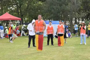 新湖街道楼村社区举办职工趣味运动会