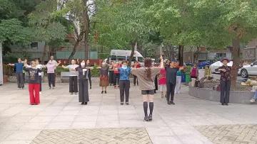 “定格芳华，缤纷绽放” 南山区南光社区长青老龄大学“毕业”啦
