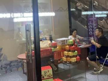 “现场直播”和“线上直播”带火文博会