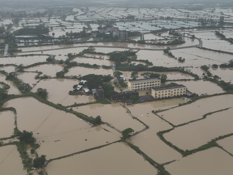 南方16条河流发生超警洪水，水利部门全力做好暴雨洪水防御