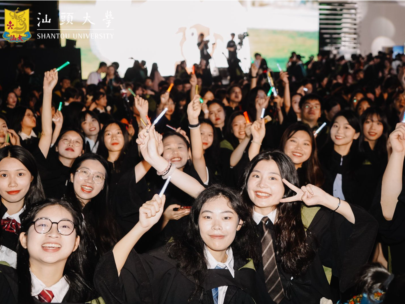 怀揣“种子门票”奔赴社会！汕头大学4900名学子迎来毕业典礼