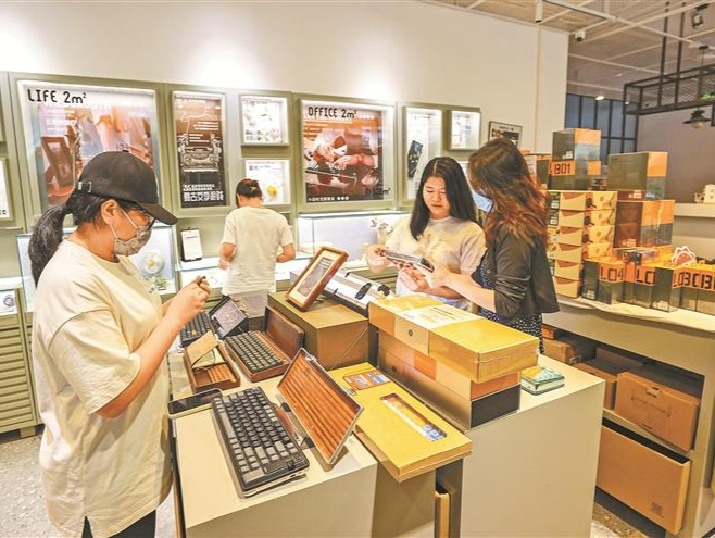 展区划分越来越精细化 品牌企业参展率逐年攀升 文博会专业化水平“节节高”
