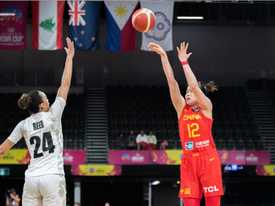 女篮亚洲杯第二个比赛日：中国队轻取两连胜 暂列小组第一