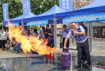 玉塘街道启动“安全生产月”和“安全生产万里行”
