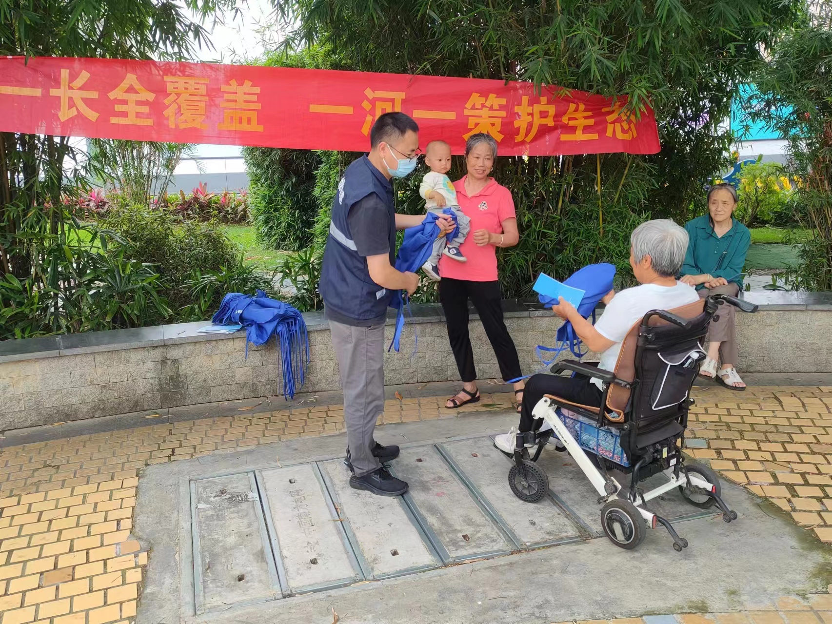 玉塘街道“三贴近”宣传 拧紧“节水阀”