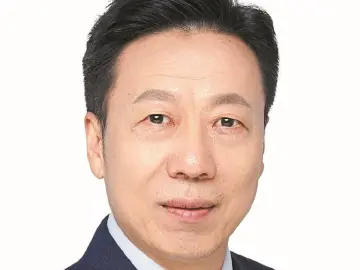 陈涌泉：让民族戏曲完完整整、潇潇洒洒地走向世界 | 2023文化强国建设高峰论坛