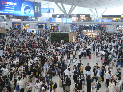 人气旺！端午假期深圳海陆空铁到发旅客同比增长逾七成