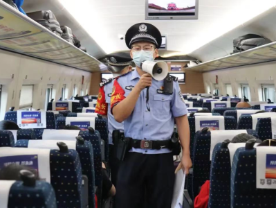 深圳铁路公安处扎实开展“三项治理”守护旅客安全出行