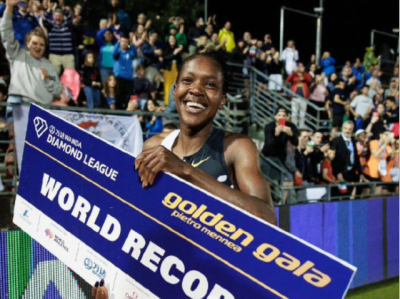 女子1500米新世界纪录诞生！